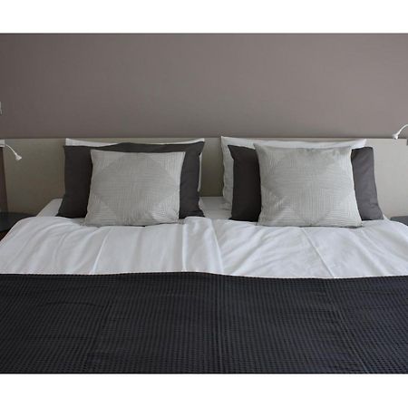 ריבה דל גארדה San Giacomo Apartments מראה חיצוני תמונה